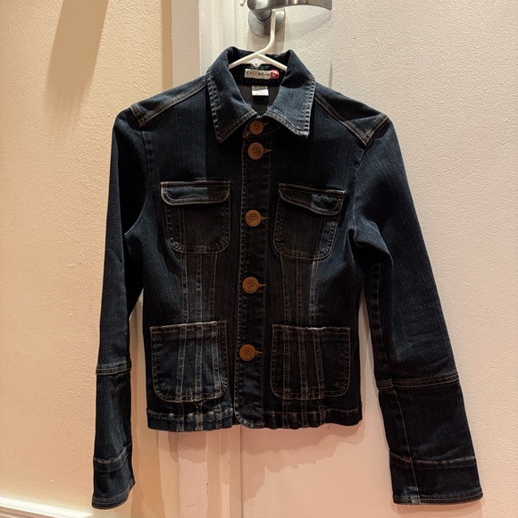 Vintage Western Dark Denim Jacket with Brown Buttons - Picture 3 of 7